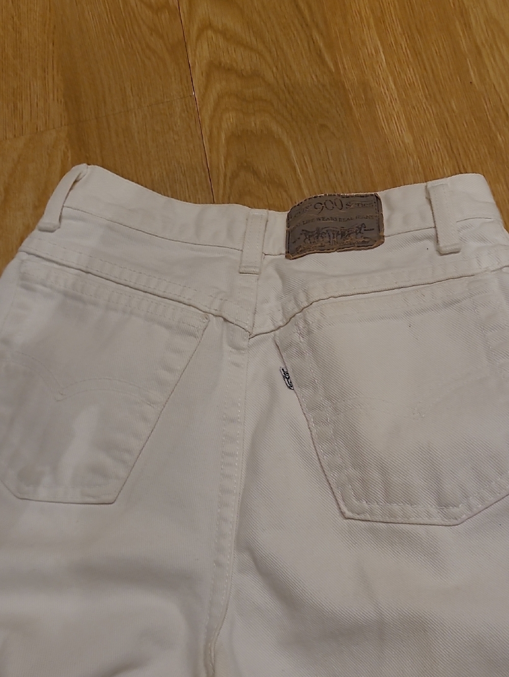 Vinatge Levi Series 900 White Jeans